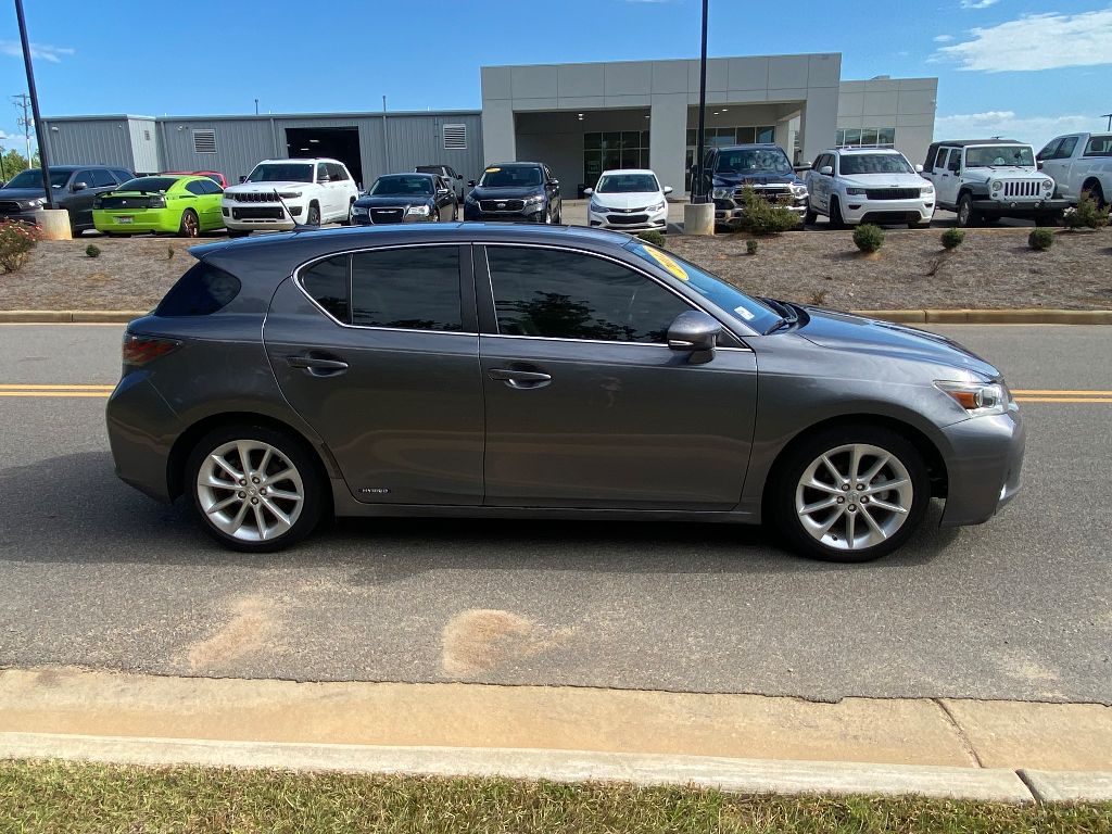 2012 Lexus CT 200h photo 4