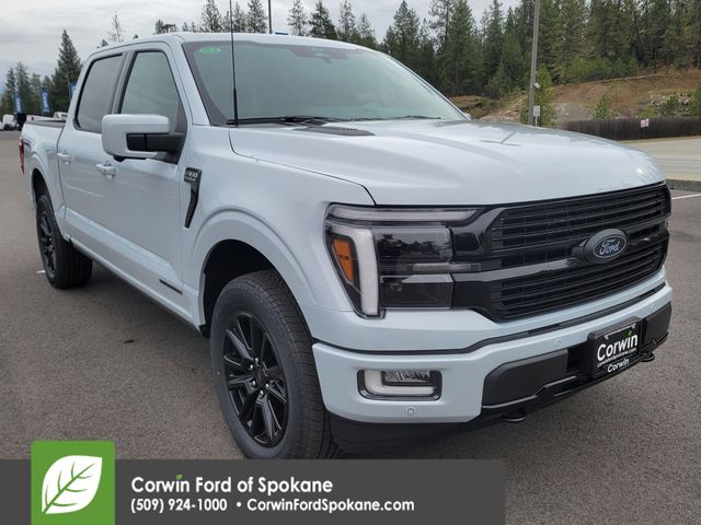2025 Ford F-150 Platinum's photo