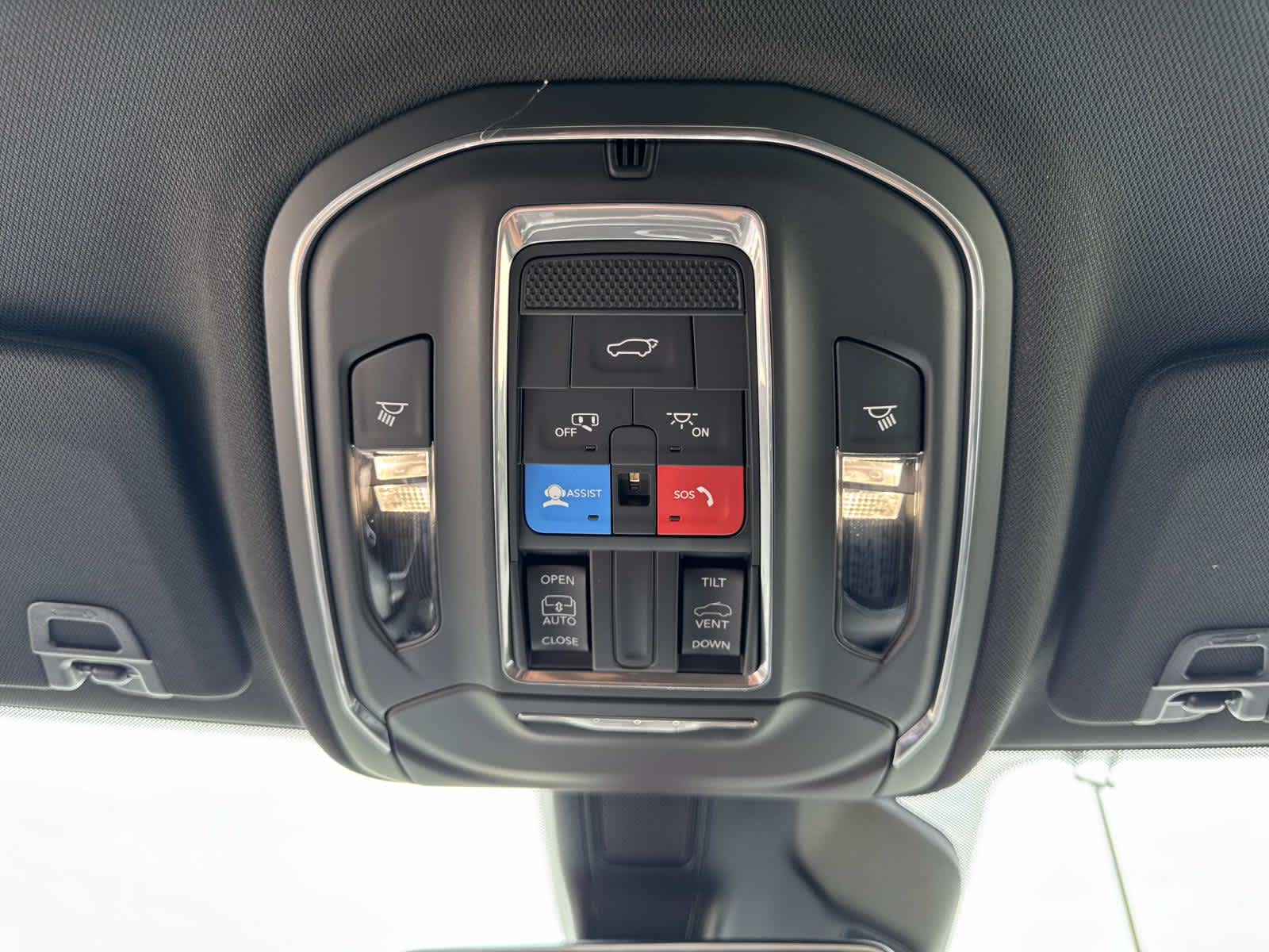 2025 Jeep Grand Cherokee Laredo X photo 43