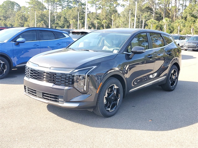 2026 Kia Sportage EX photo 2