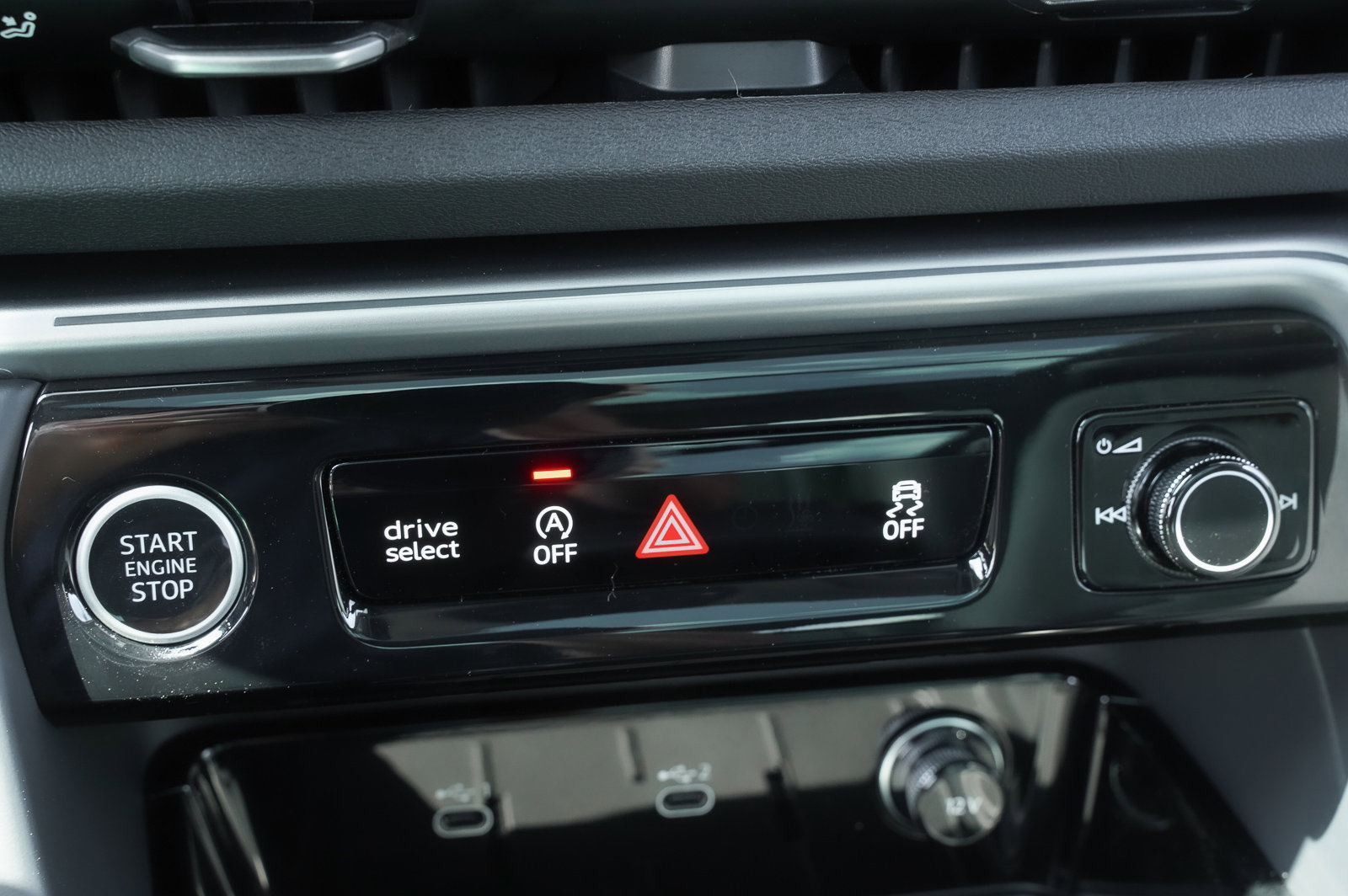 2025 Audi Q5 Premium photo 15