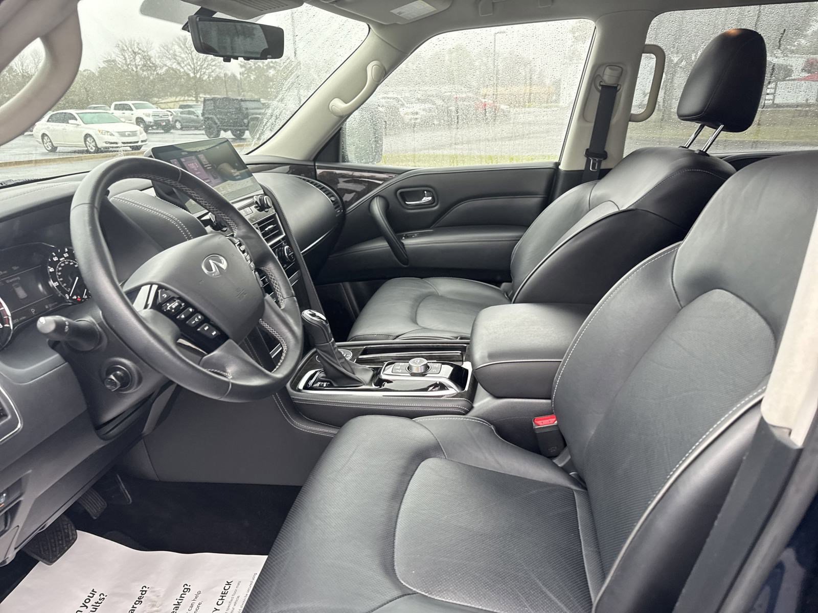 2024 Infiniti QX80 Luxe photo 13