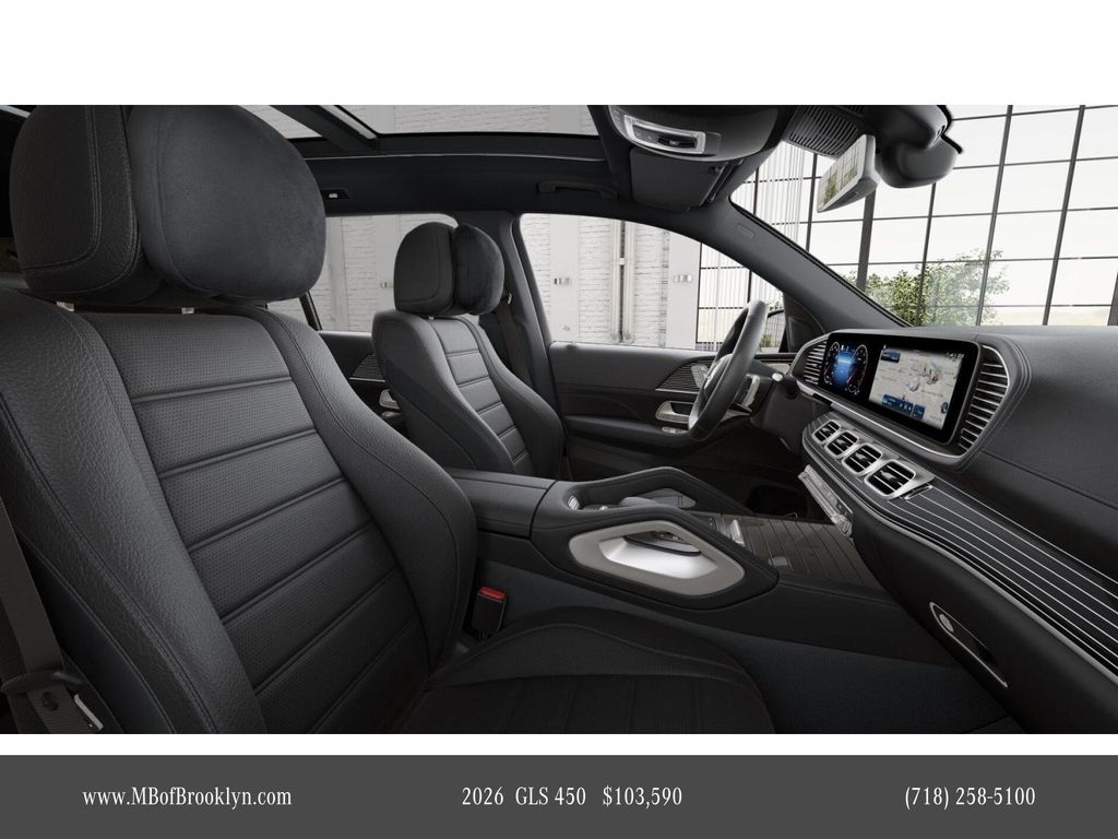 2026 Mercedes Benz GLS 450 4MATIC photo 4