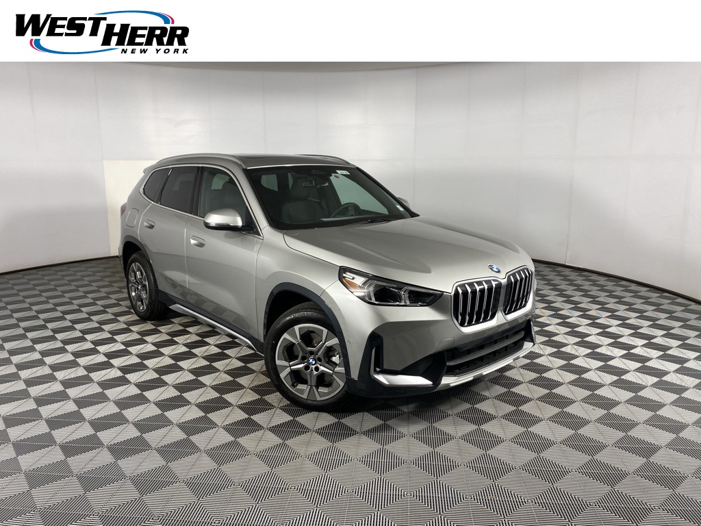 2026 BMW X1 28i's photo