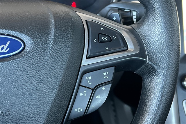 2018 Ford Fusion SE photo 26