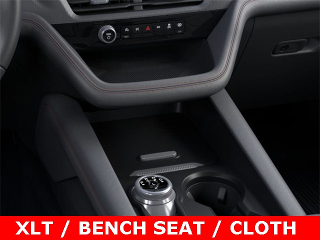2025 Ford Explorer photo 36