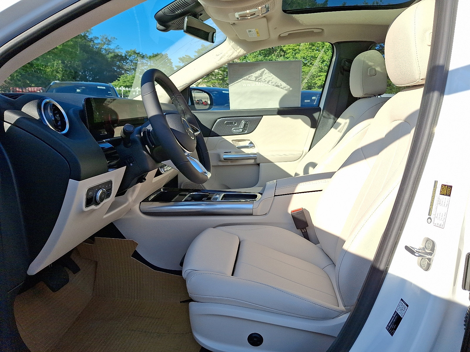 2026 Mercedes Benz GLA 250 4MATIC photo 8