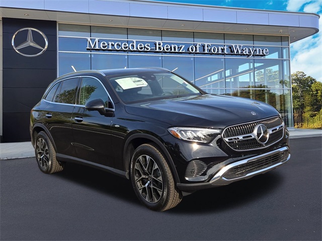 2025 Mercedes-Benz GLC Base's photo
