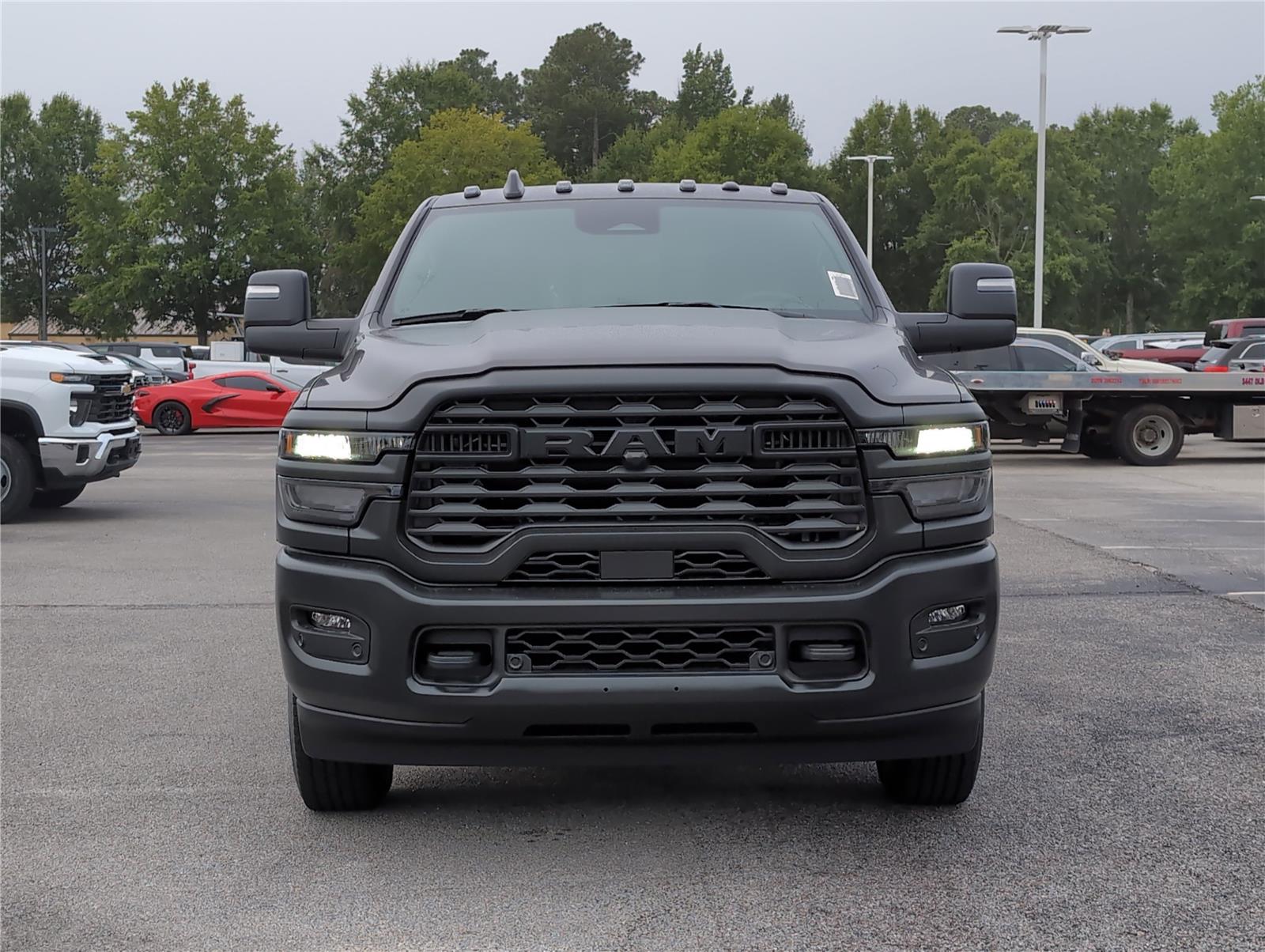 2025 Ram 2500 Tradesman photo 7
