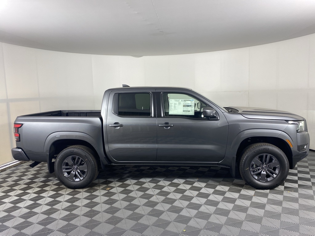 2026 Nissan Frontier SV photo 8