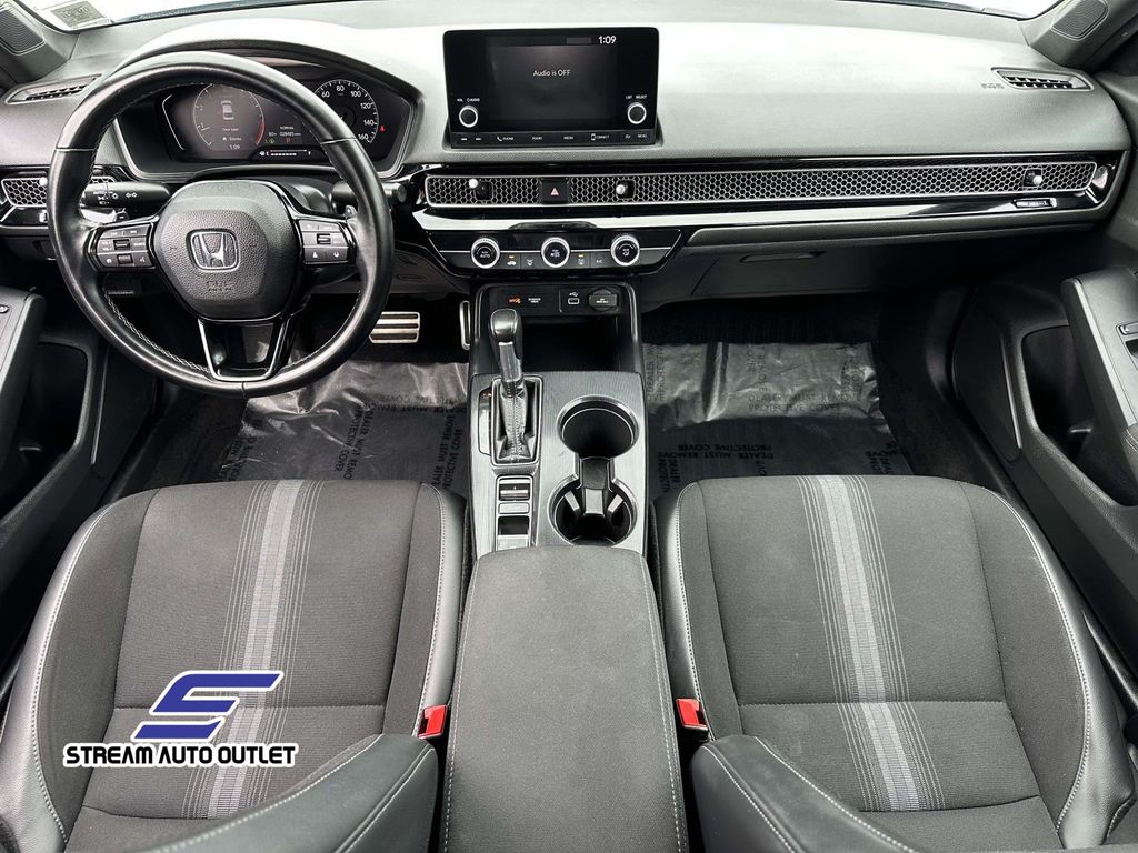 2022 Honda Civic Sport photo 10