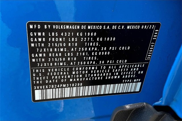2023 Volkswagen Taos SE photo 25