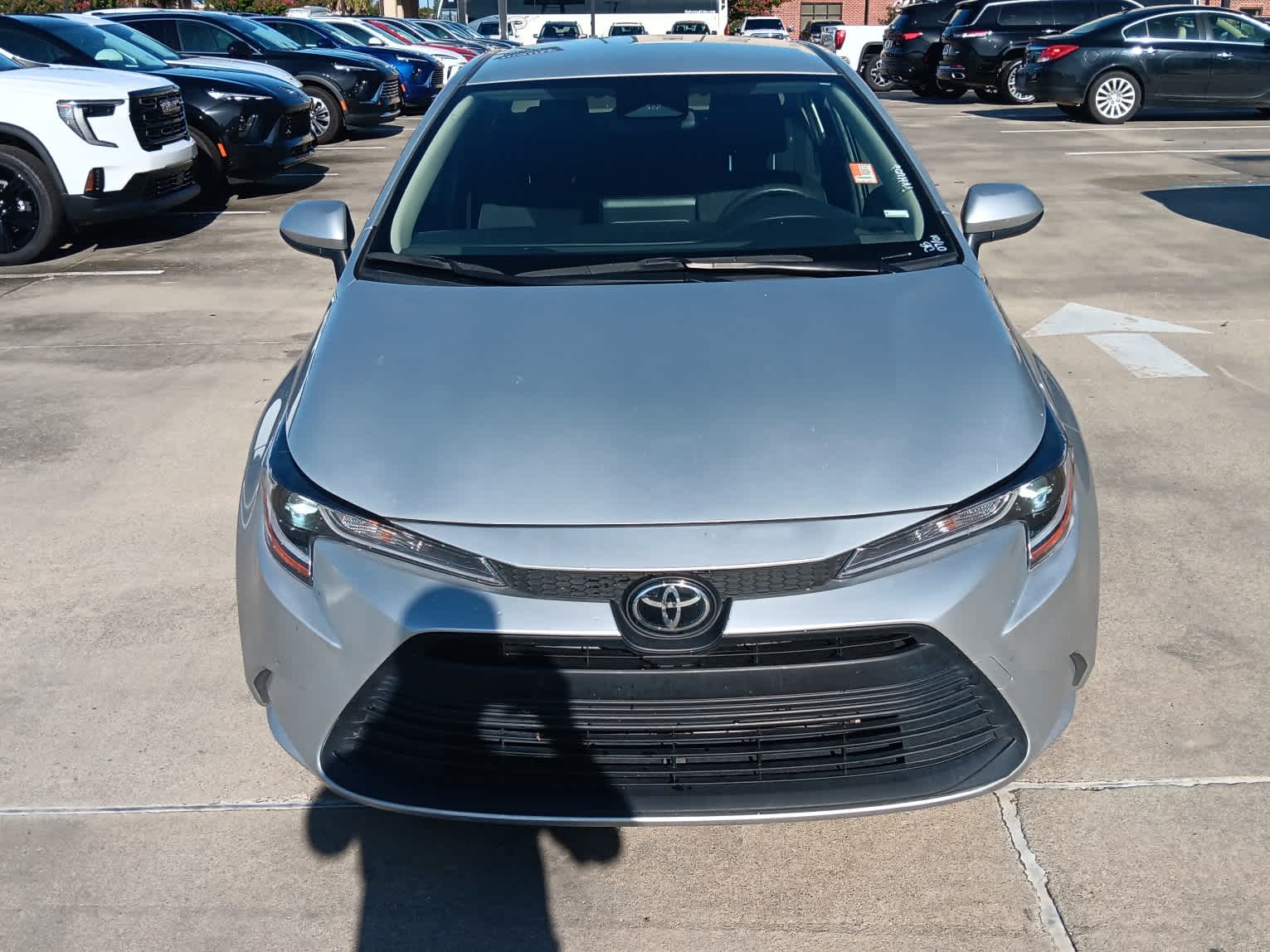 2023 Toyota Corolla LE photo 4