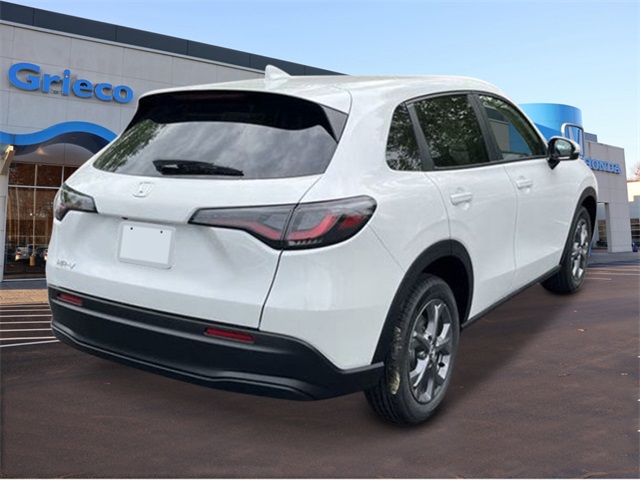 2026 Honda HR-V LX photo 5