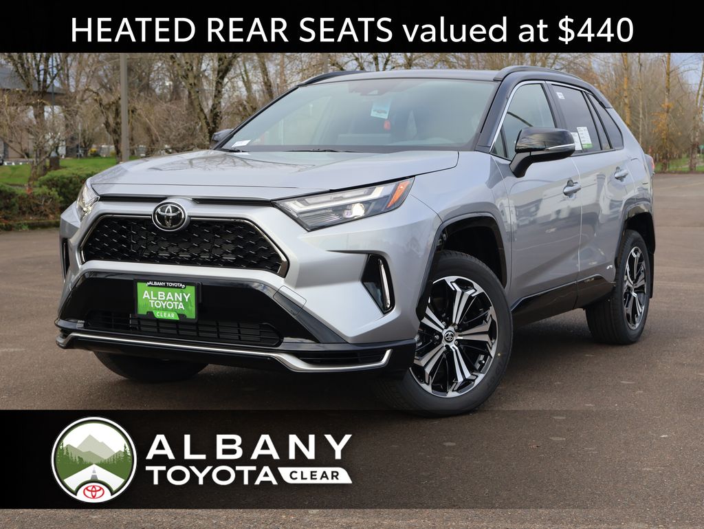2025 Toyota RAV4 XSE's photo