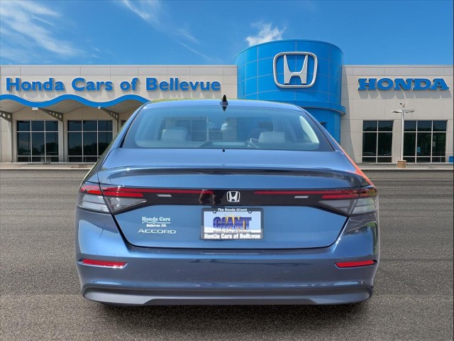 2025 Honda Accord SE photo 3