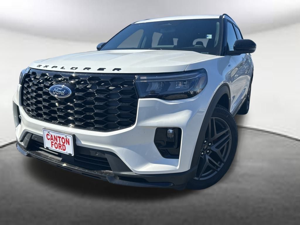 2025 Ford Explorer ST-Line photo 2