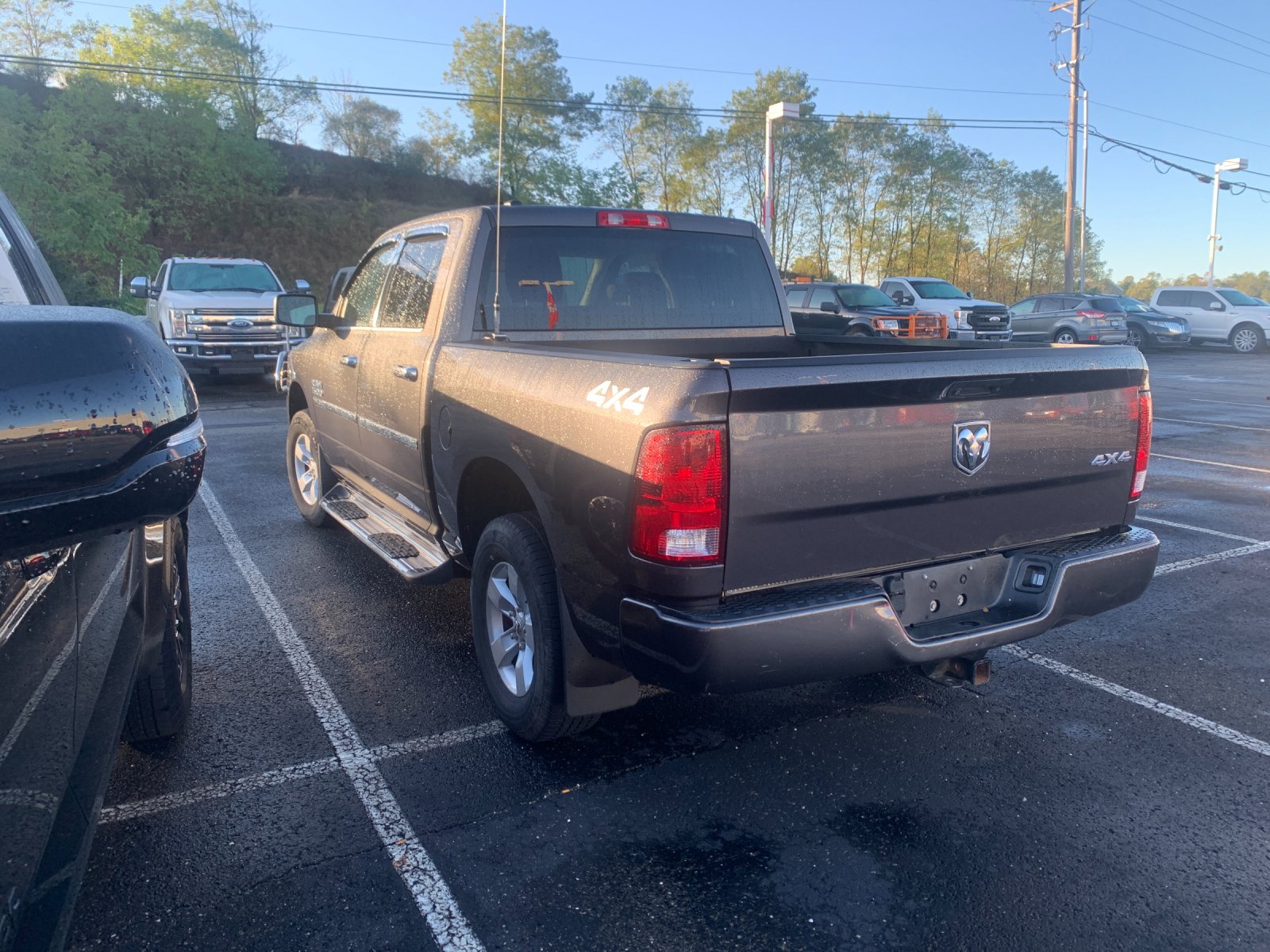 2018 Ram 1500 Express photo 2