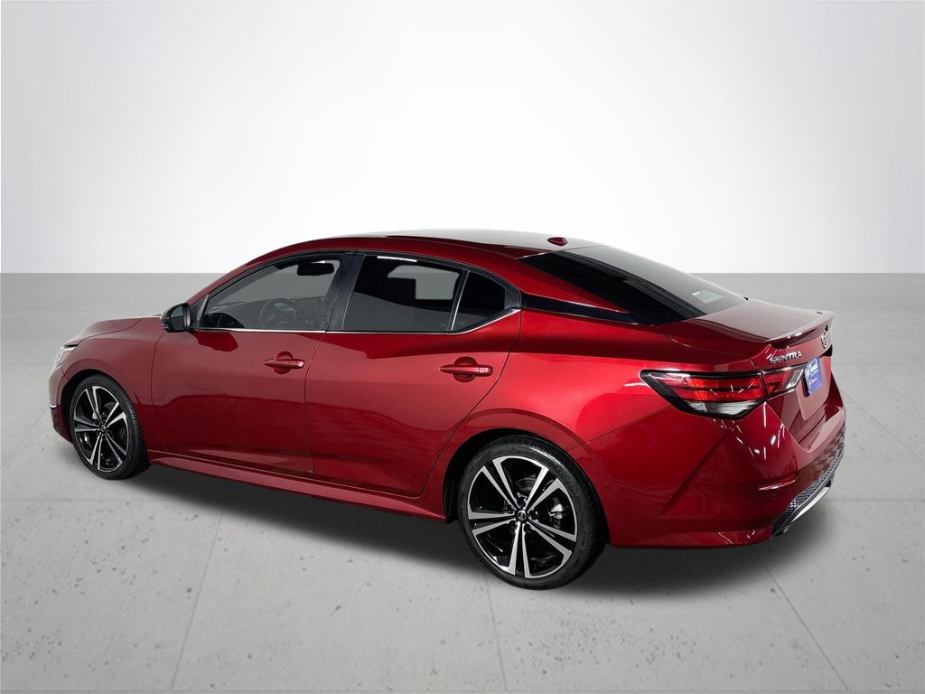 2021 Nissan Sentra SR photo 8
