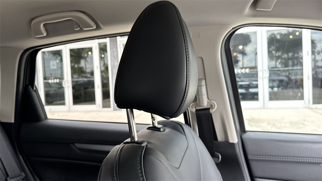 2020 Mazda CX-5 Touring photo 14