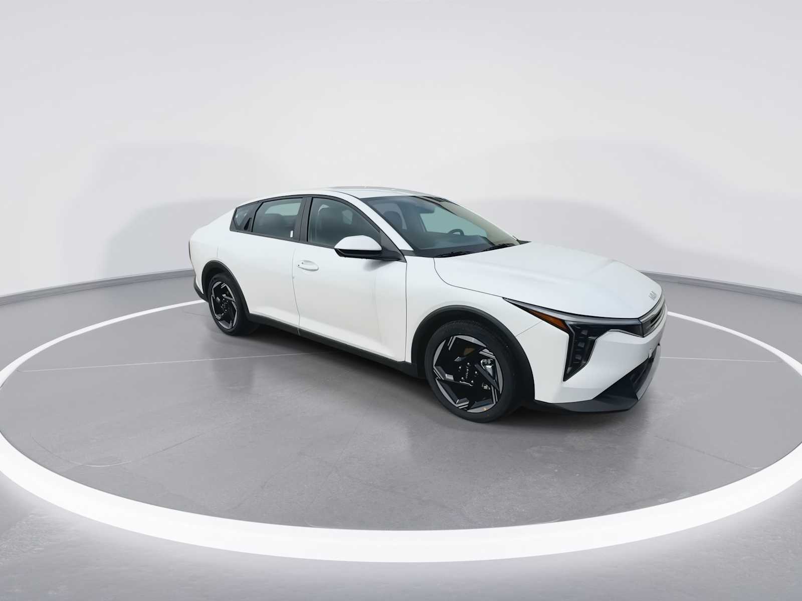 2025 Kia K4 EX photo 2