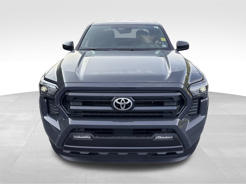 2025 Toyota Tacoma SR5 4x4 Double Cab photo 8