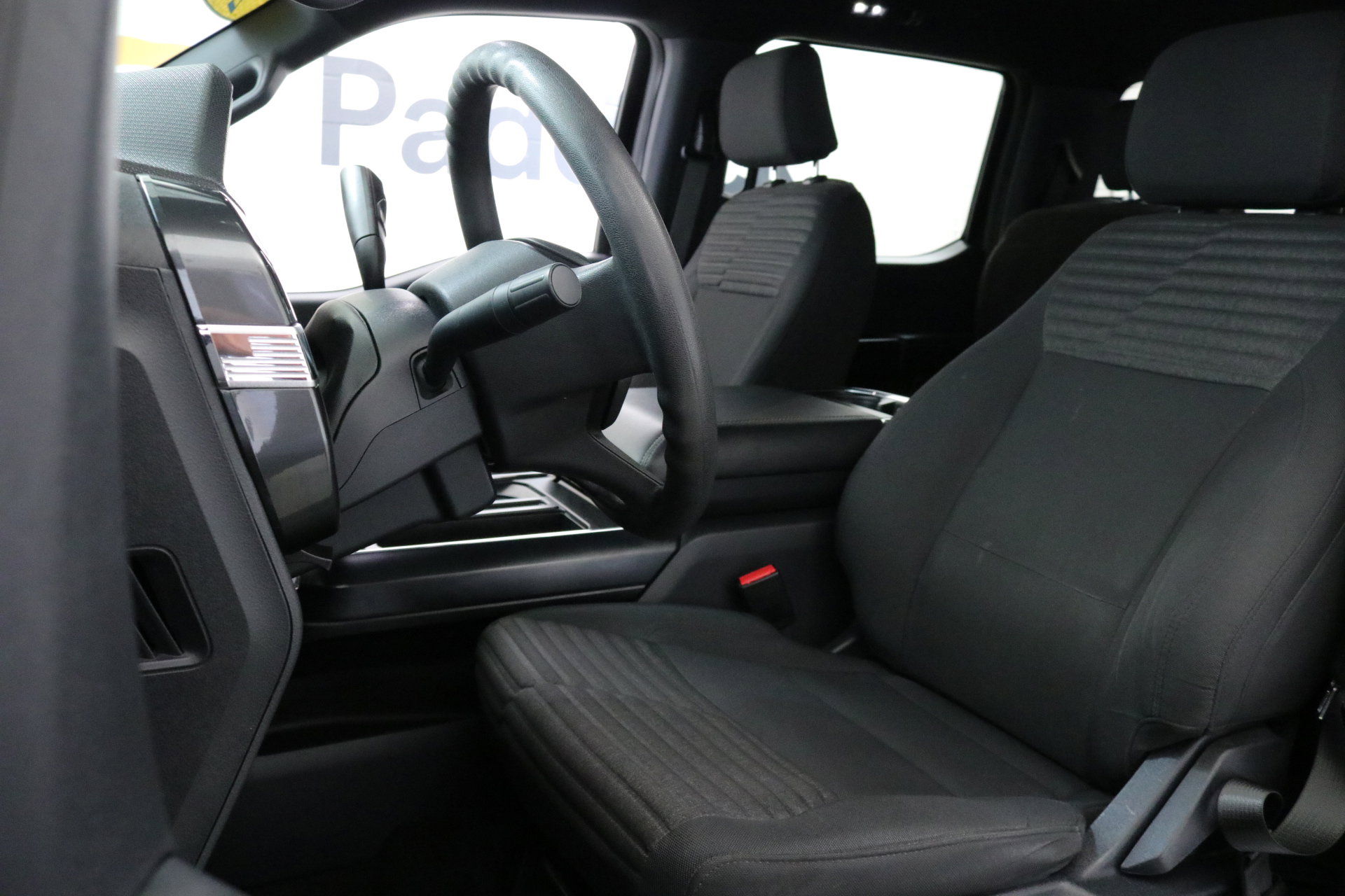 2022 Ford F-150 XL photo 19