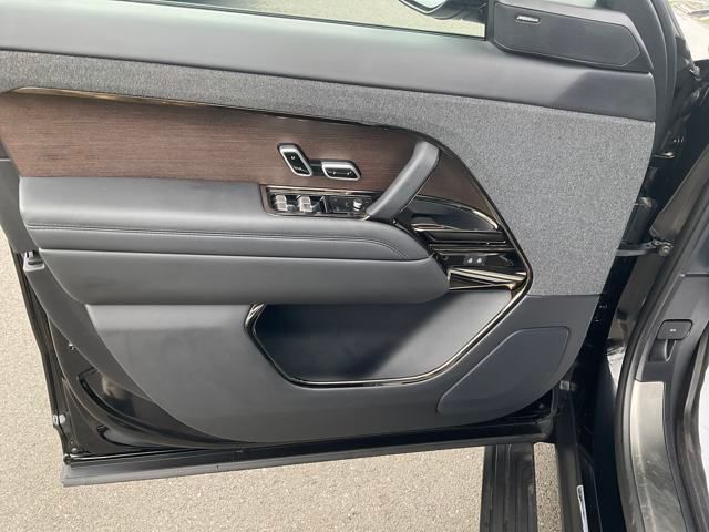 2023 Land Rover Range Rover Sport SE photo 10
