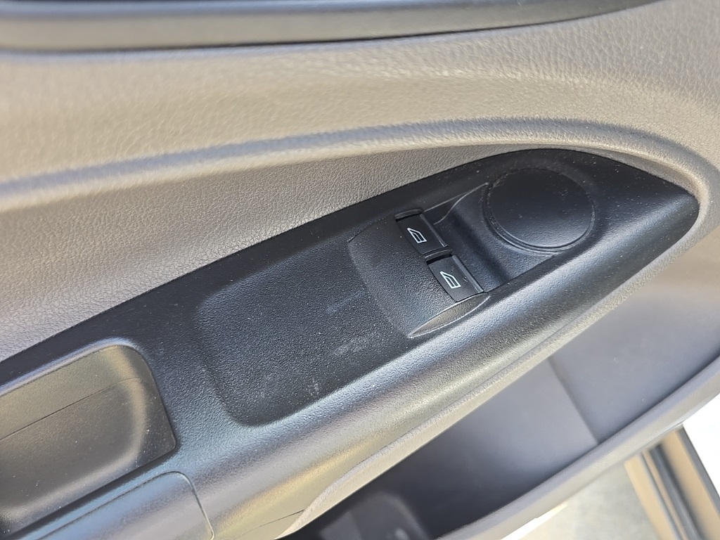 2022 Ford Transit Connect XL photo 17