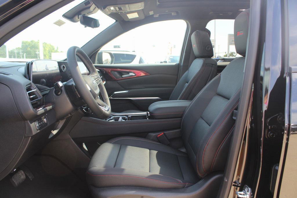 2026 Chevrolet Traverse Z71 photo 11