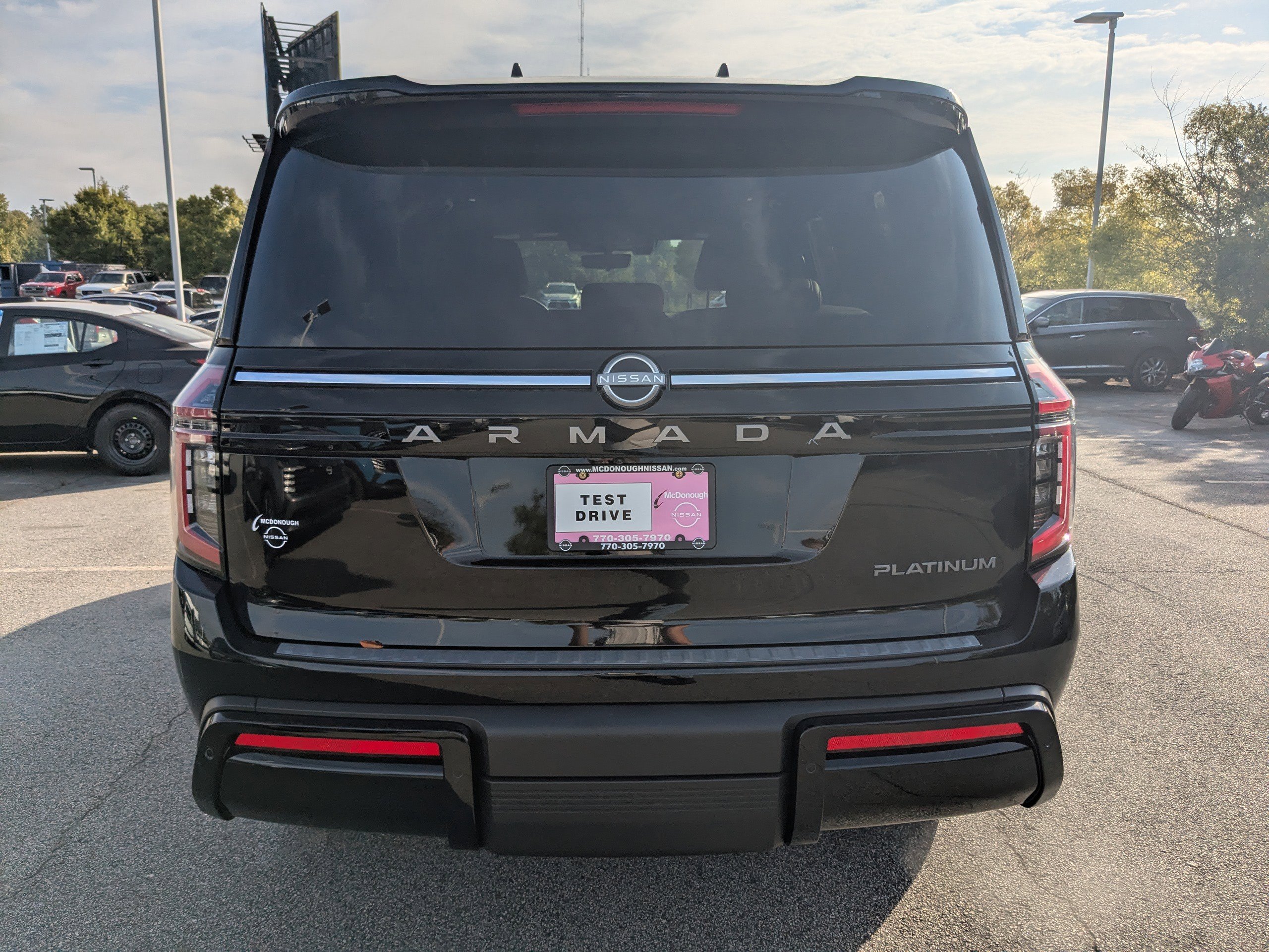 2025 Nissan Armada Platinum photo 4