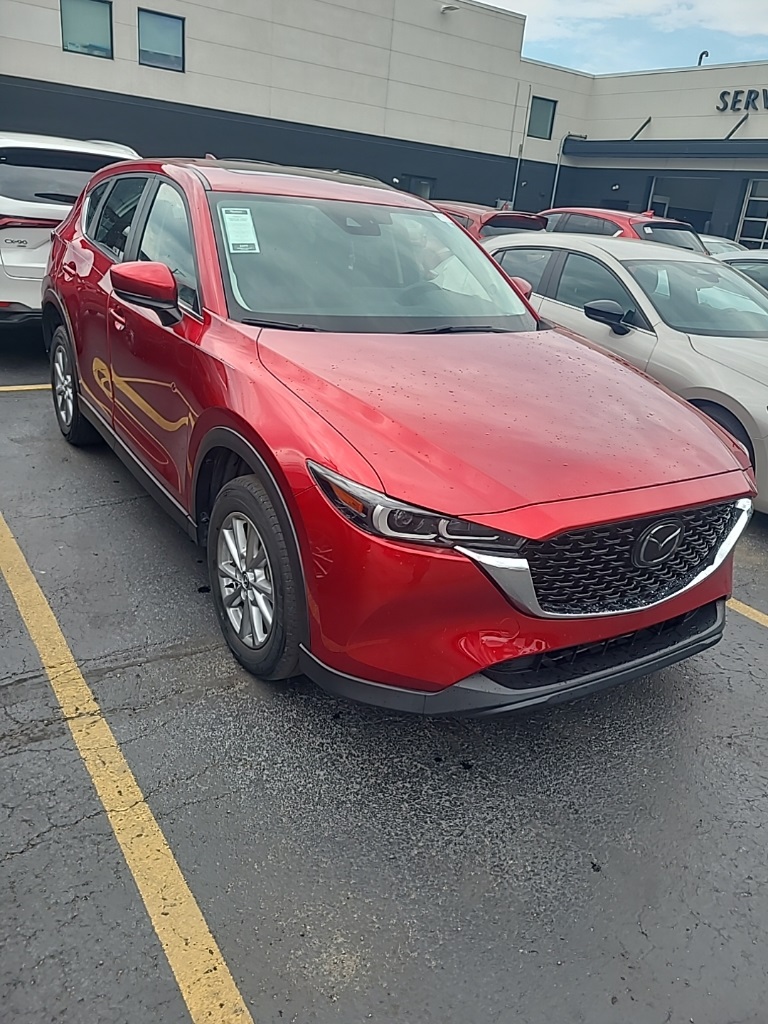 2023 Mazda CX-5 2.5 S Preferred photo 2
