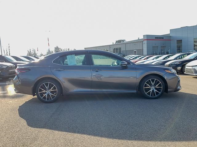 2021 Toyota Camry SE photo 4