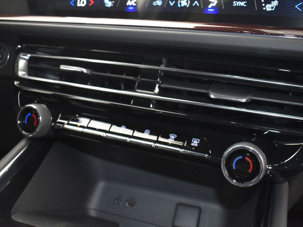 2026 Chevrolet Traverse Z71 photo 26
