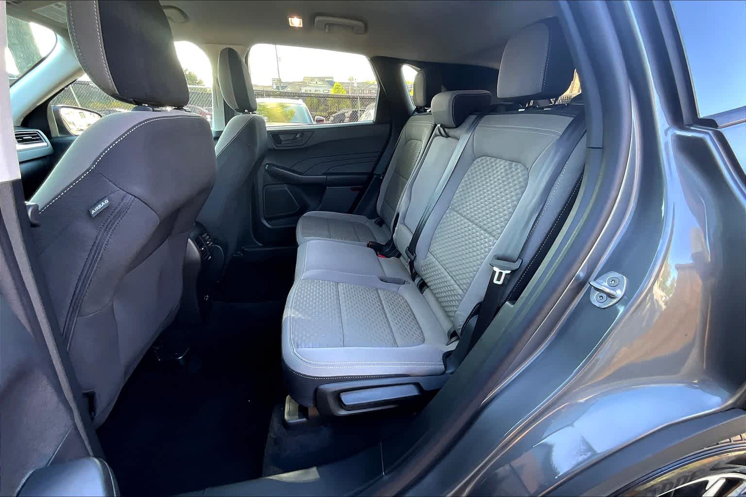 2022 Ford Escape SE photo 18