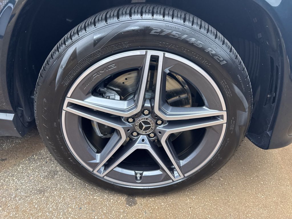 2025 Mercedes Benz GLS 450 4MATIC photo 35