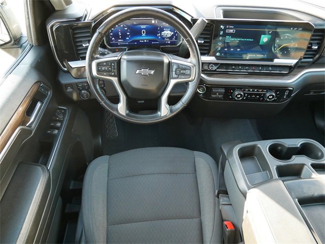 2022 Chevrolet Silverado 1500 RST photo 4