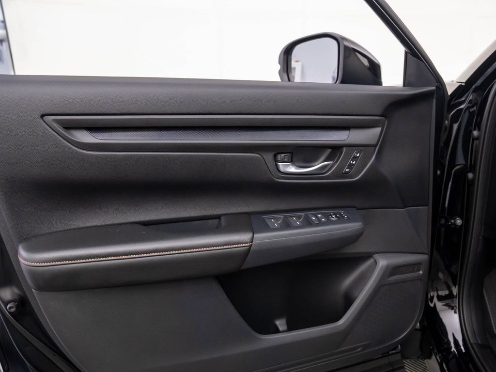 2026 Honda CR-V Hybrid Sport-L photo 9