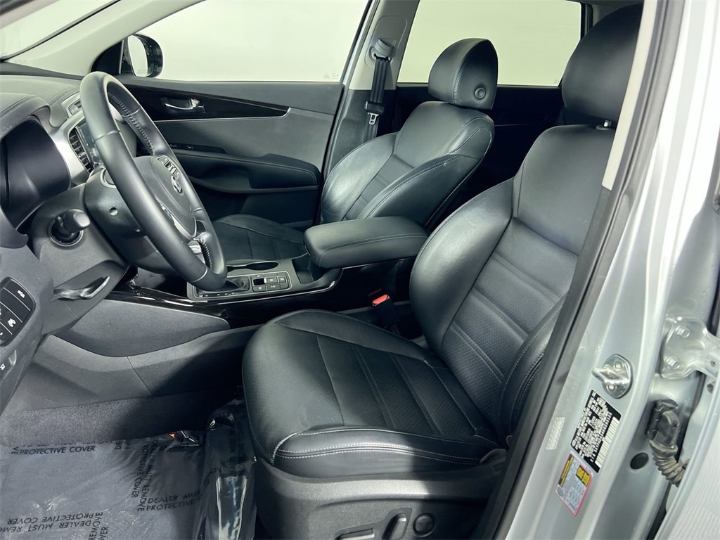 2019 Kia Sorento EX photo 13