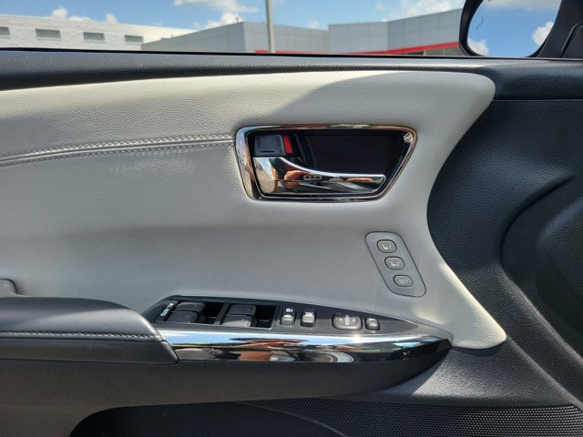 2018 Toyota Avalon XLE Premium photo 17