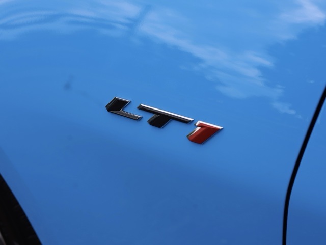2023 Chevrolet Camaro LT1 photo 11