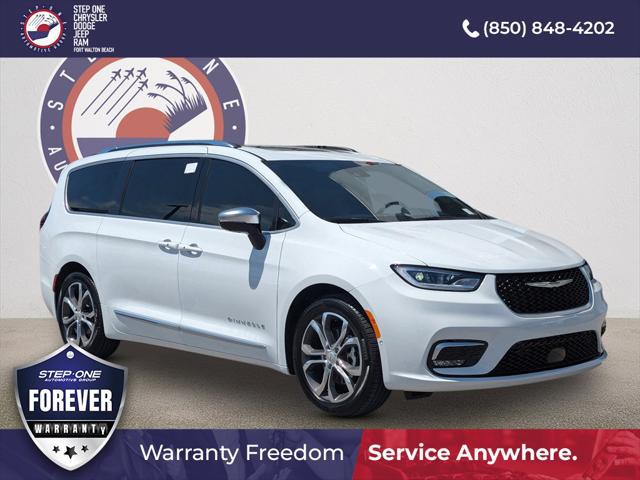 2026 Chrysler Pacifica Pinnacle's photo