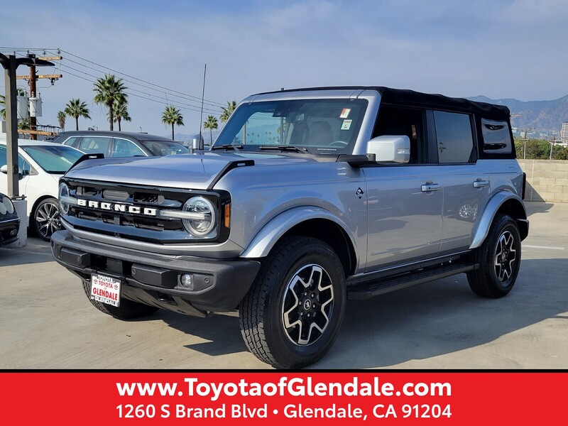 2021 Ford Bronco 4-Door Outer Banks's photo