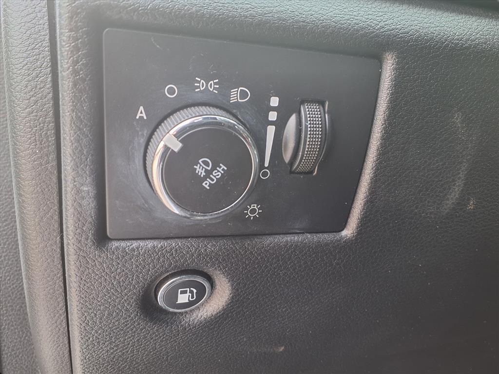 2018 Jeep Grand Cherokee Laredo E photo 18