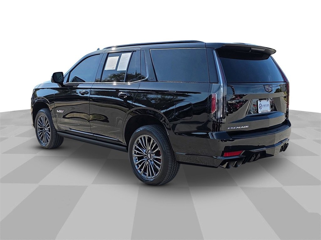 2023 Cadillac Escalade V-Series photo 4