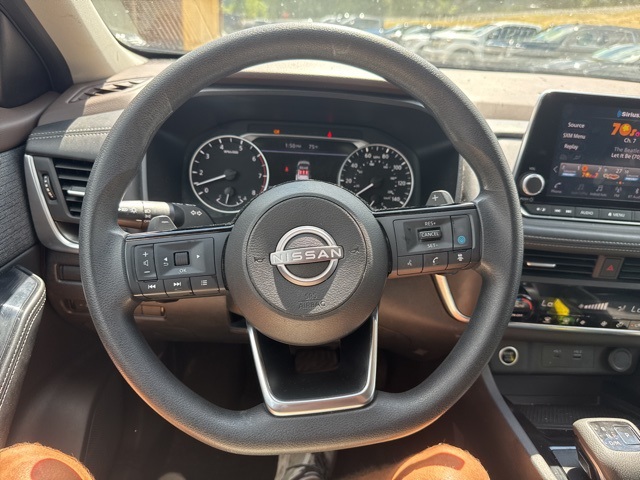2023 Nissan Rogue SV photo 19