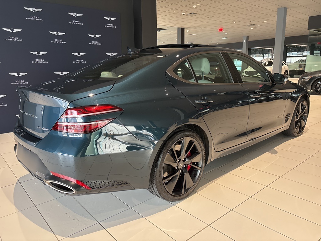 2023 Genesis G70 3.3T photo 3