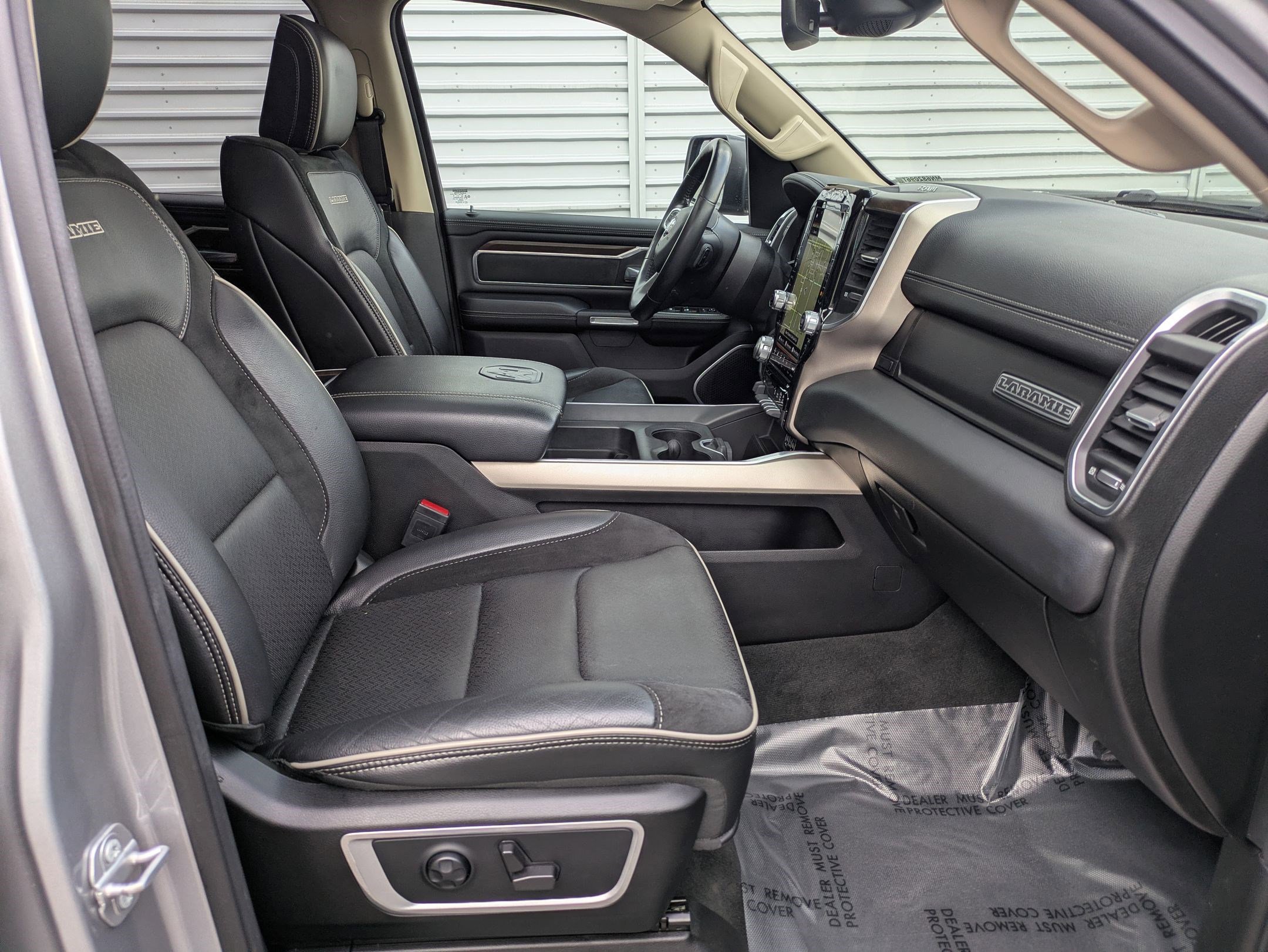 2021 Ram 1500 Laramie photo 30