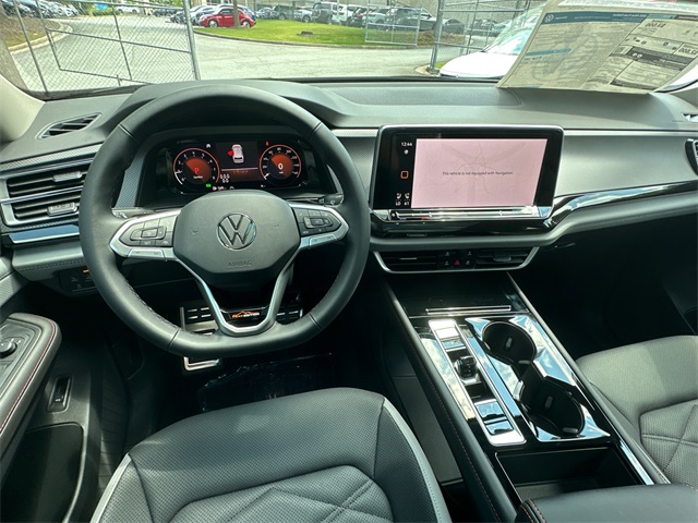 2025 Volkswagen Atlas SE Technology Peak Edition photo 29