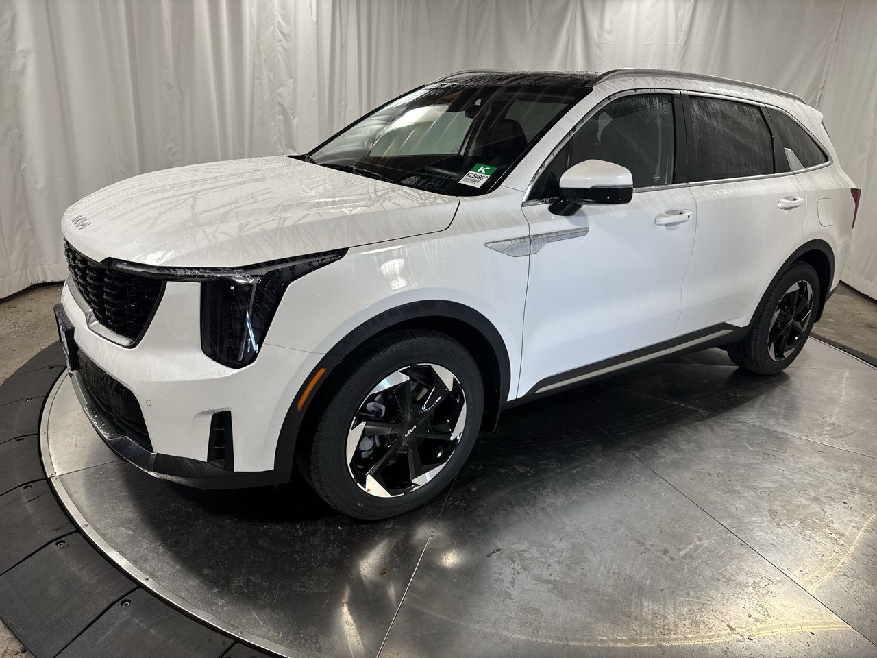 2026 Kia Sorento EX PHEV's photo